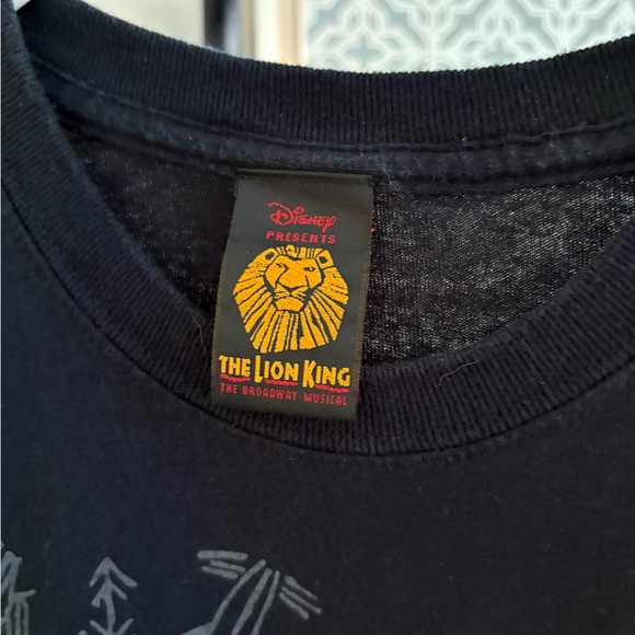 Disney The Lion King London Musical T-Shirt 100% Cotton Official West End Merch - Picture 3 of 4
